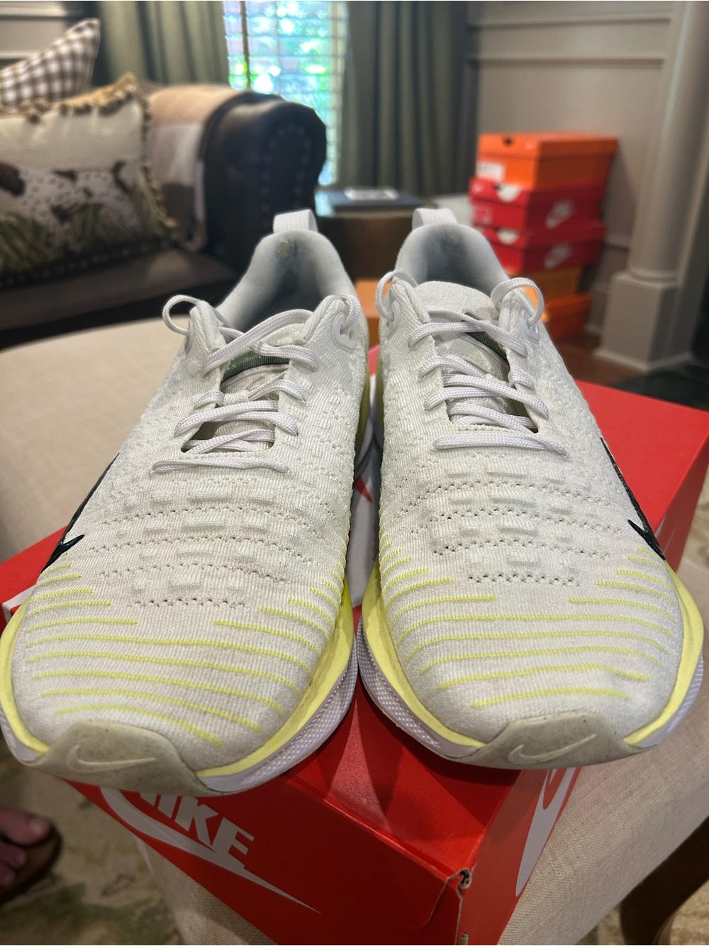 Nike InfinityRN4 Men's White/Neon Yellow Running Shoes - Picture 3 of 6